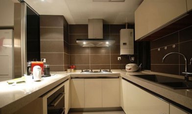 櫥柜面板開裂怎么辦，櫥柜面板如何保養