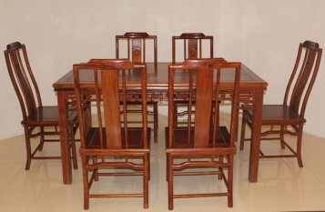 做餐桌用什么木材好？